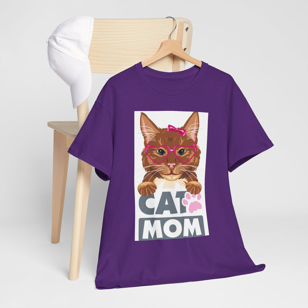 Cat Mom T-Shirt — Cute Cat Face Graphic Tee with "CAT MOM" Paw Print