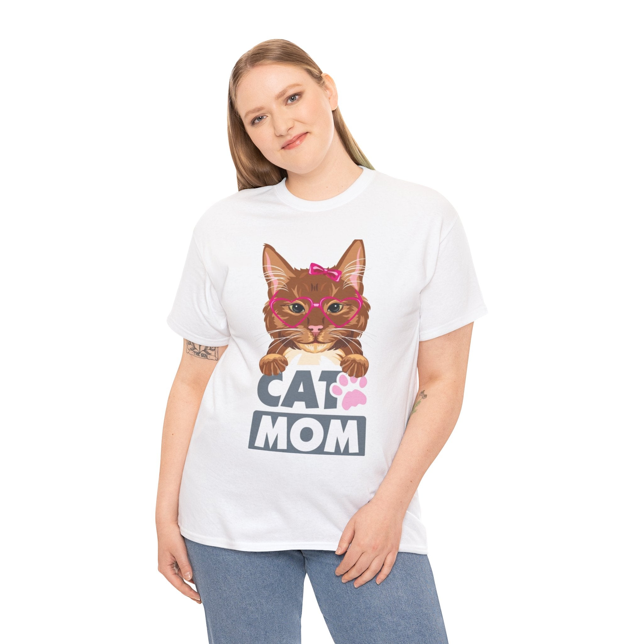 Cat Mom T-Shirt — Cute Cat Face Graphic Tee with "CAT MOM" Paw Print