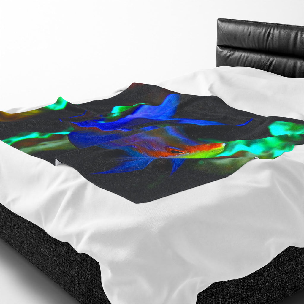 Tropical Fish Velveteen Plush Blanket — Vibrant Aquarium Throw for Ocean Lovers