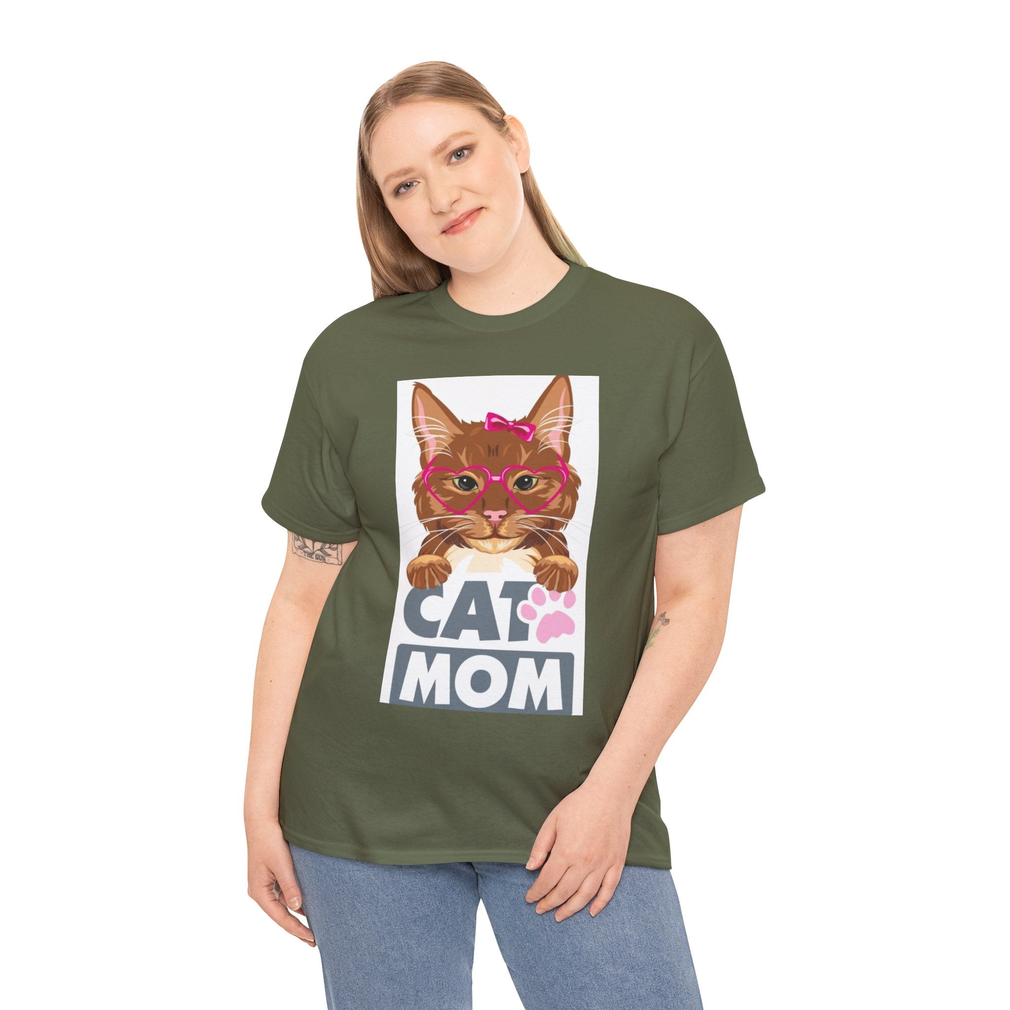 Cat Mom T-Shirt — Cute Cat Face Graphic Tee with "CAT MOM" Paw Print