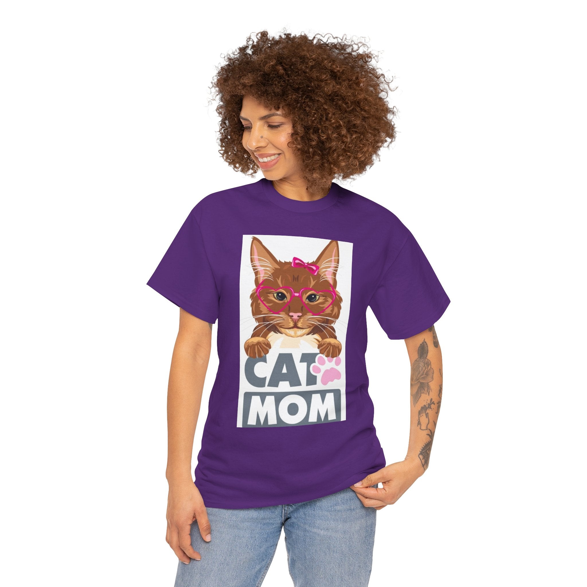 Cat Mom T-Shirt — Cute Cat Face Graphic Tee with "CAT MOM" Paw Print