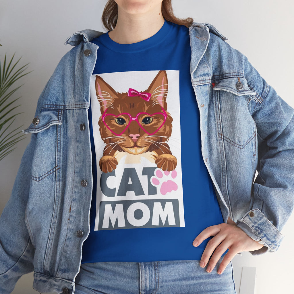 Cat Mom T-Shirt — Cute Cat Face Graphic Tee with "CAT MOM" Paw Print