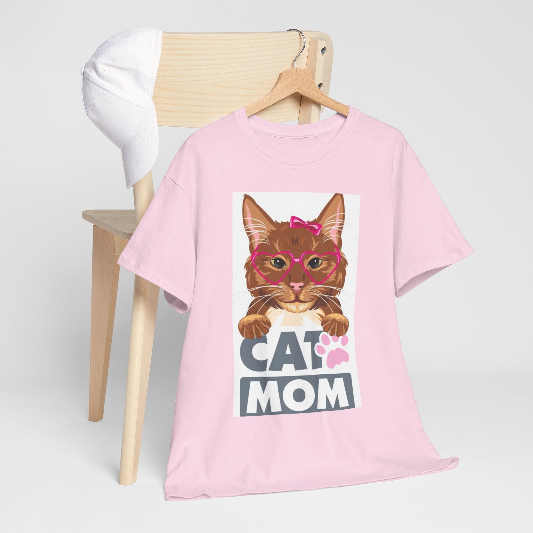 Cat Mom T-Shirt — Cute Cat Face Graphic Tee with "CAT MOM" Paw Print