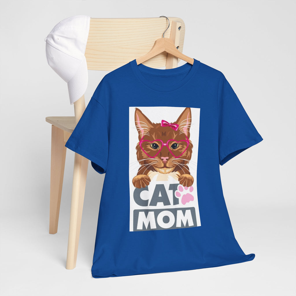 Cat Mom T-Shirt — Cute Cat Face Graphic Tee with "CAT MOM" Paw Print