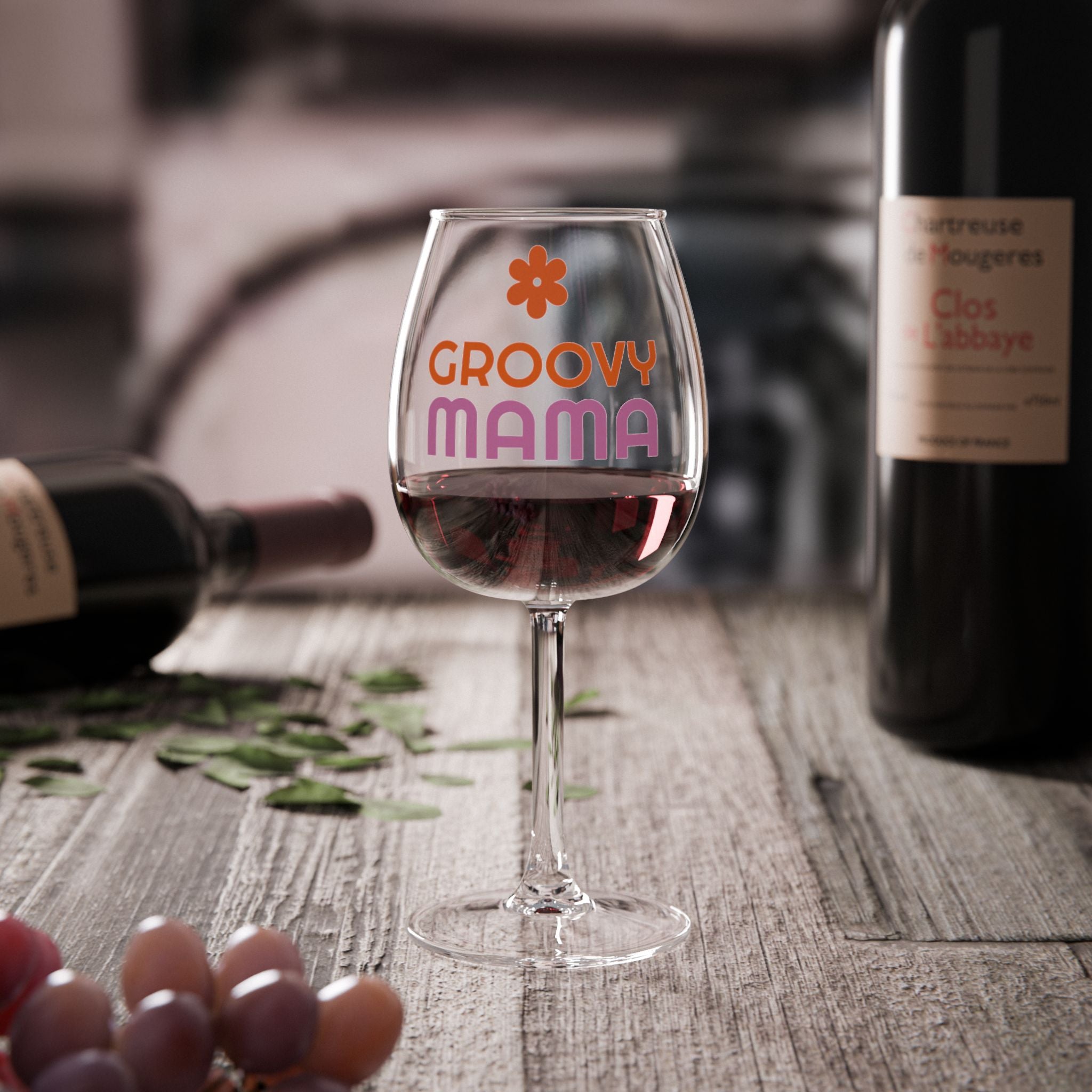 Groovy Mama 12oz Wine Glass