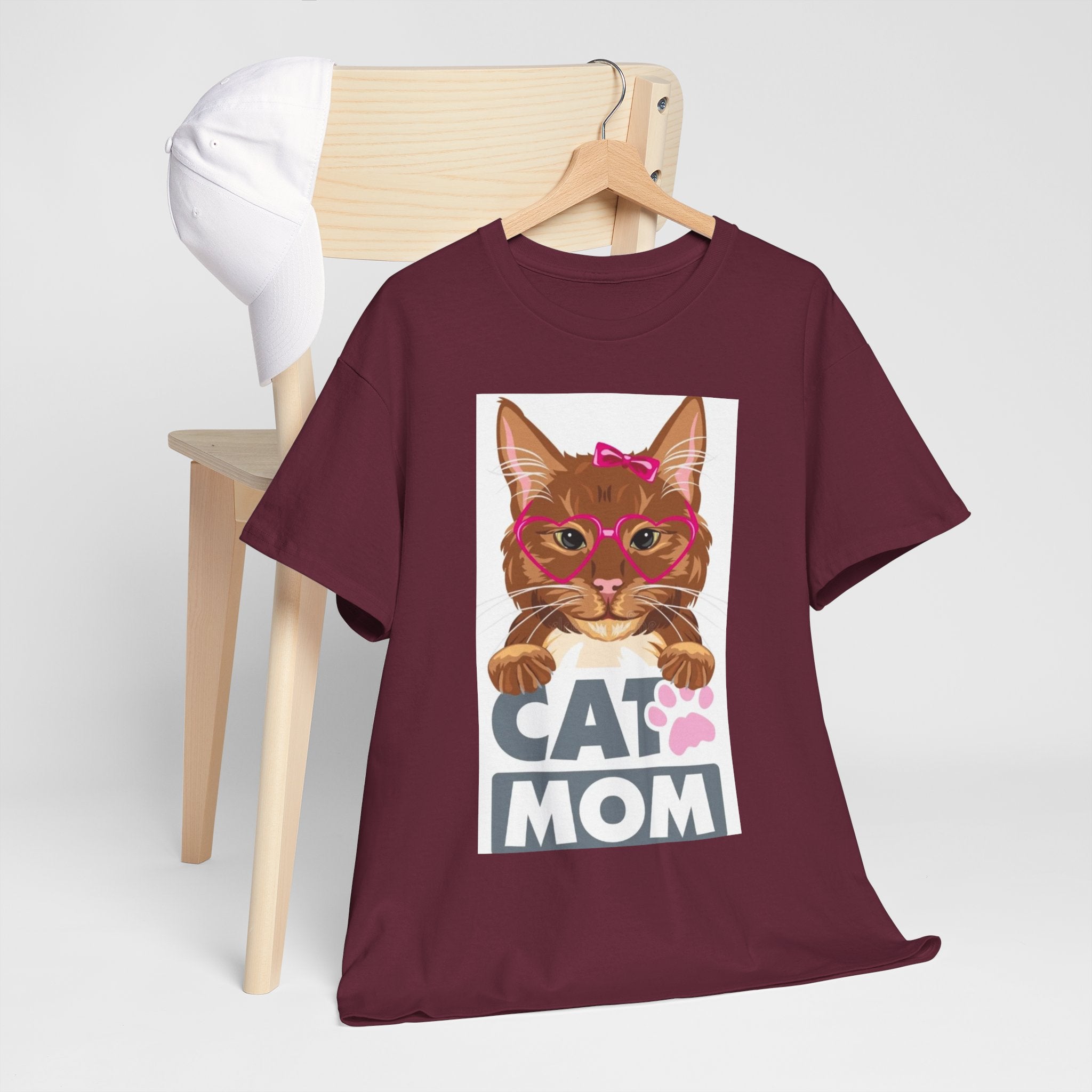 Cat Mom T-Shirt — Cute Cat Face Graphic Tee with "CAT MOM" Paw Print