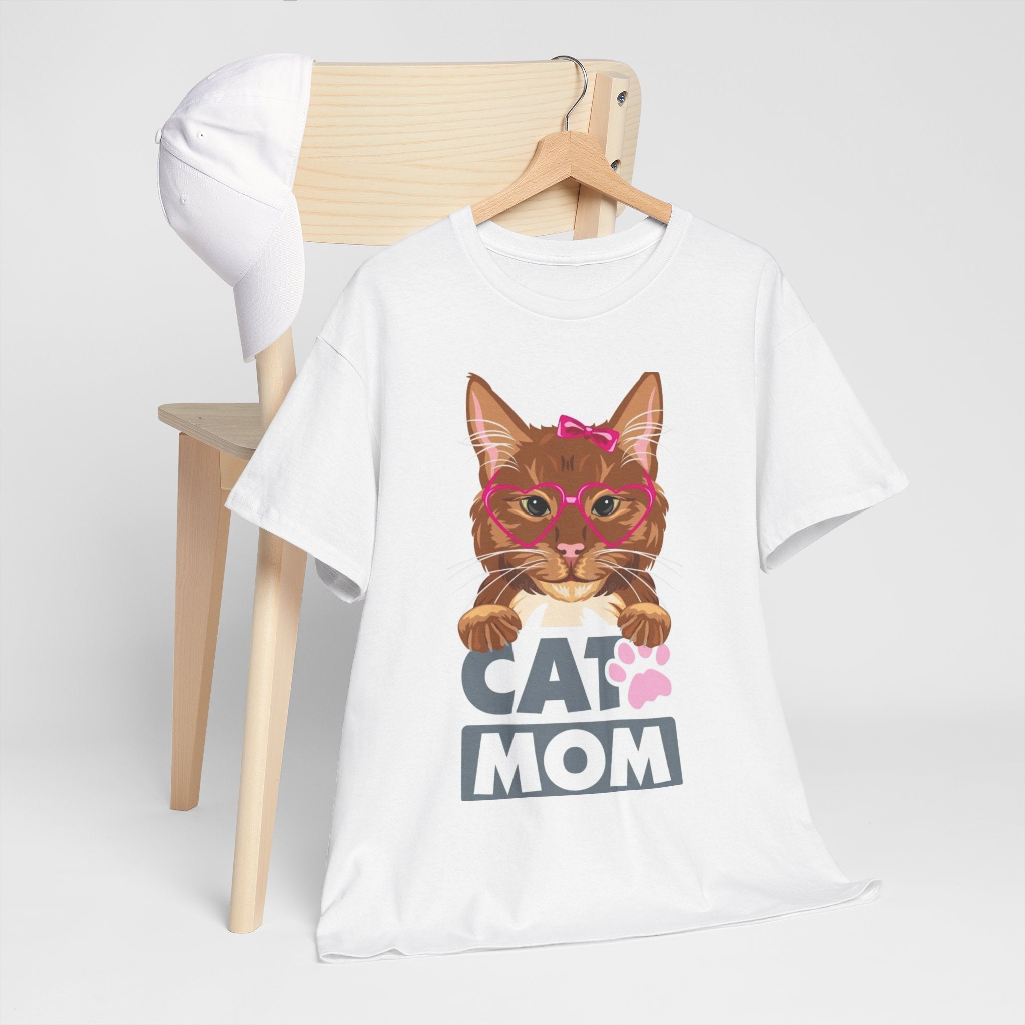 Cat Mom T-Shirt — Cute Cat Face Graphic Tee with "CAT MOM" Paw Print