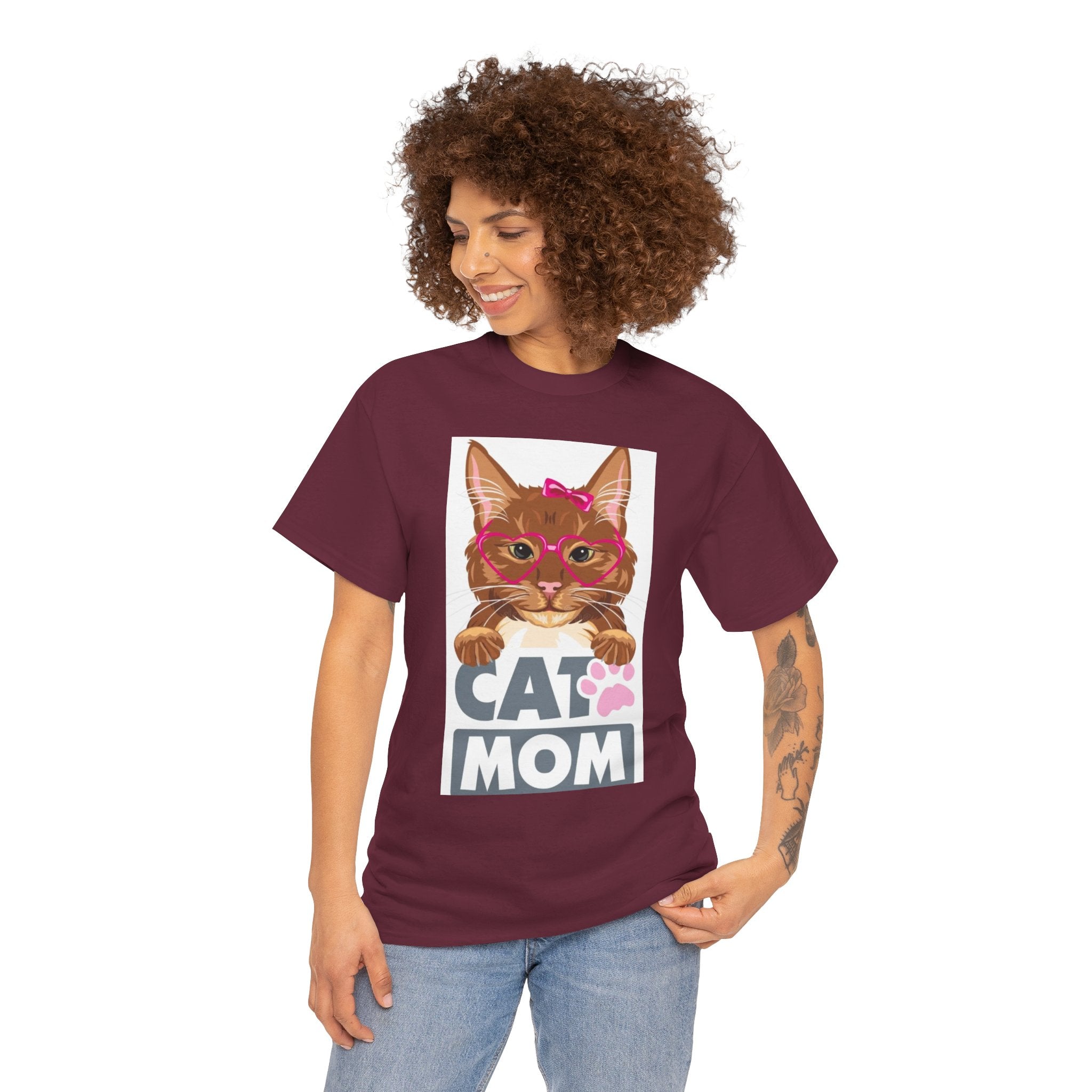 Cat Mom T-Shirt — Cute Cat Face Graphic Tee with "CAT MOM" Paw Print