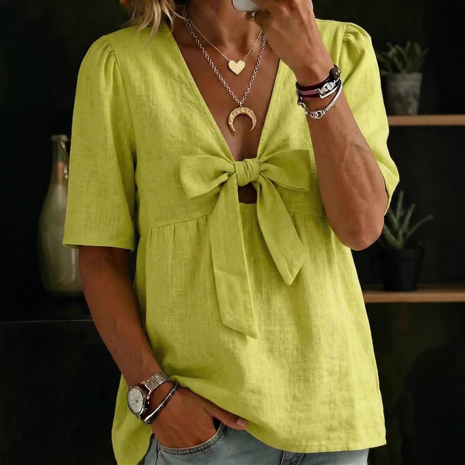 Women's Casual And Versatile V-Neck Top Shirt