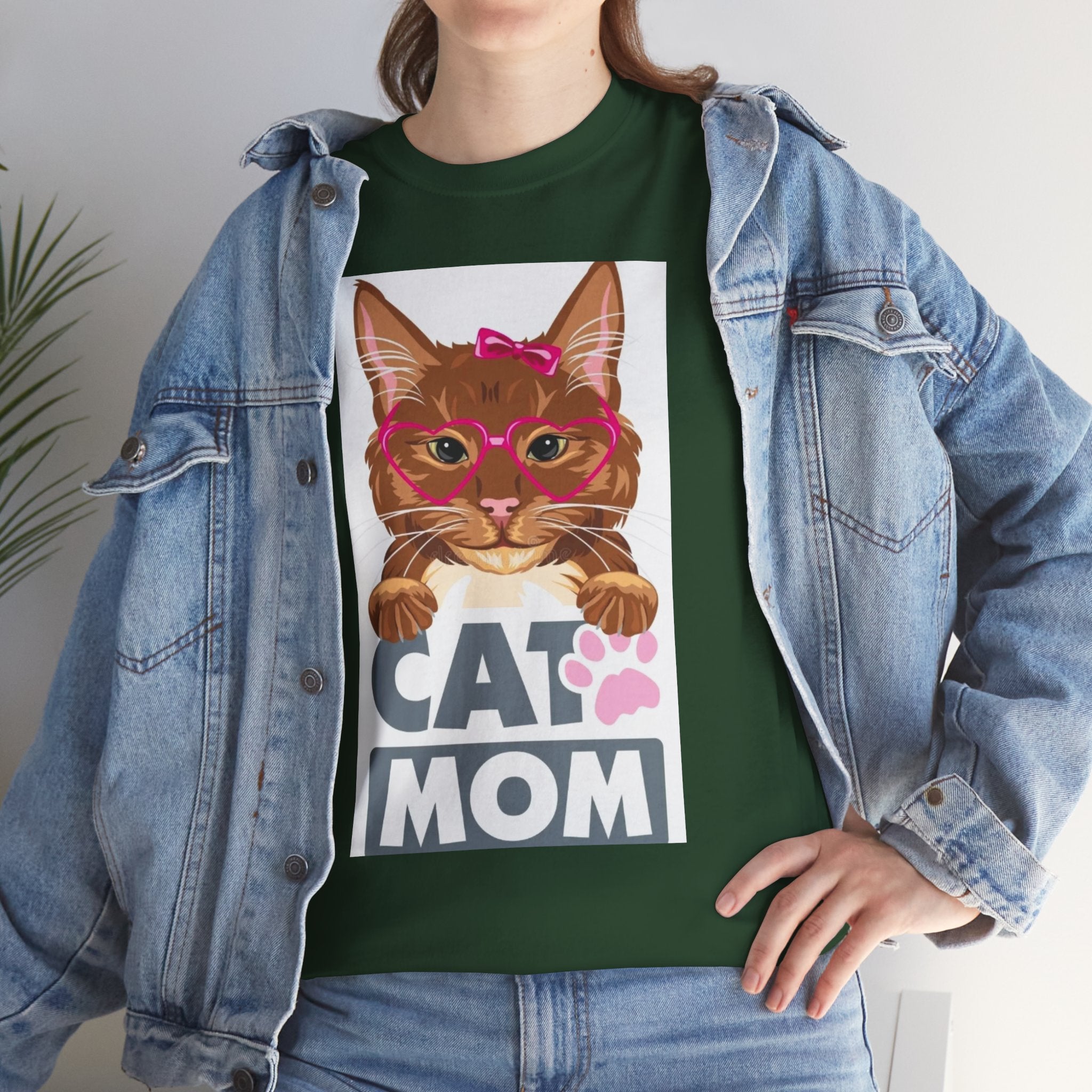 Cat Mom T-Shirt — Cute Cat Face Graphic Tee with "CAT MOM" Paw Print