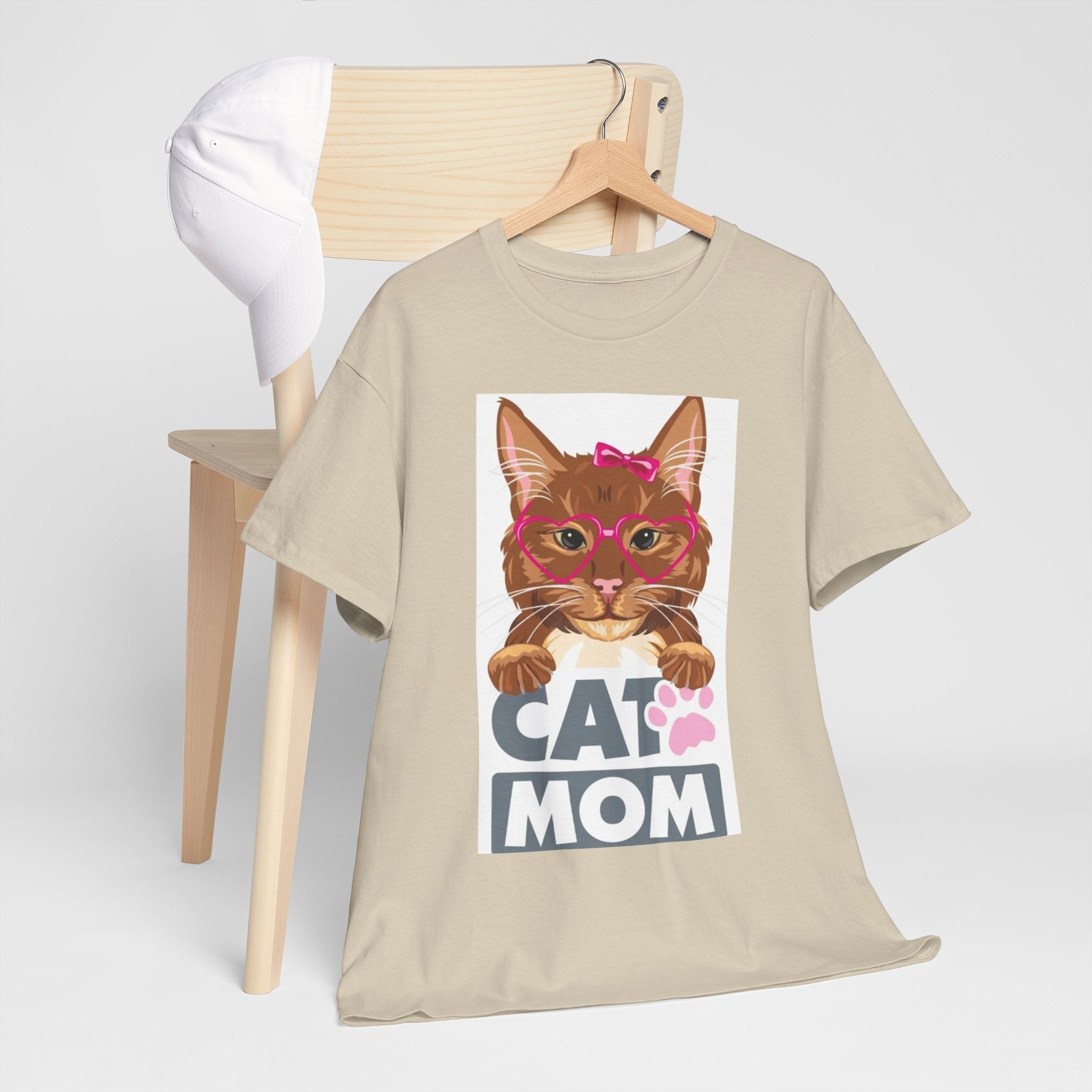 Cat Mom T-Shirt — Cute Cat Face Graphic Tee with "CAT MOM" Paw Print