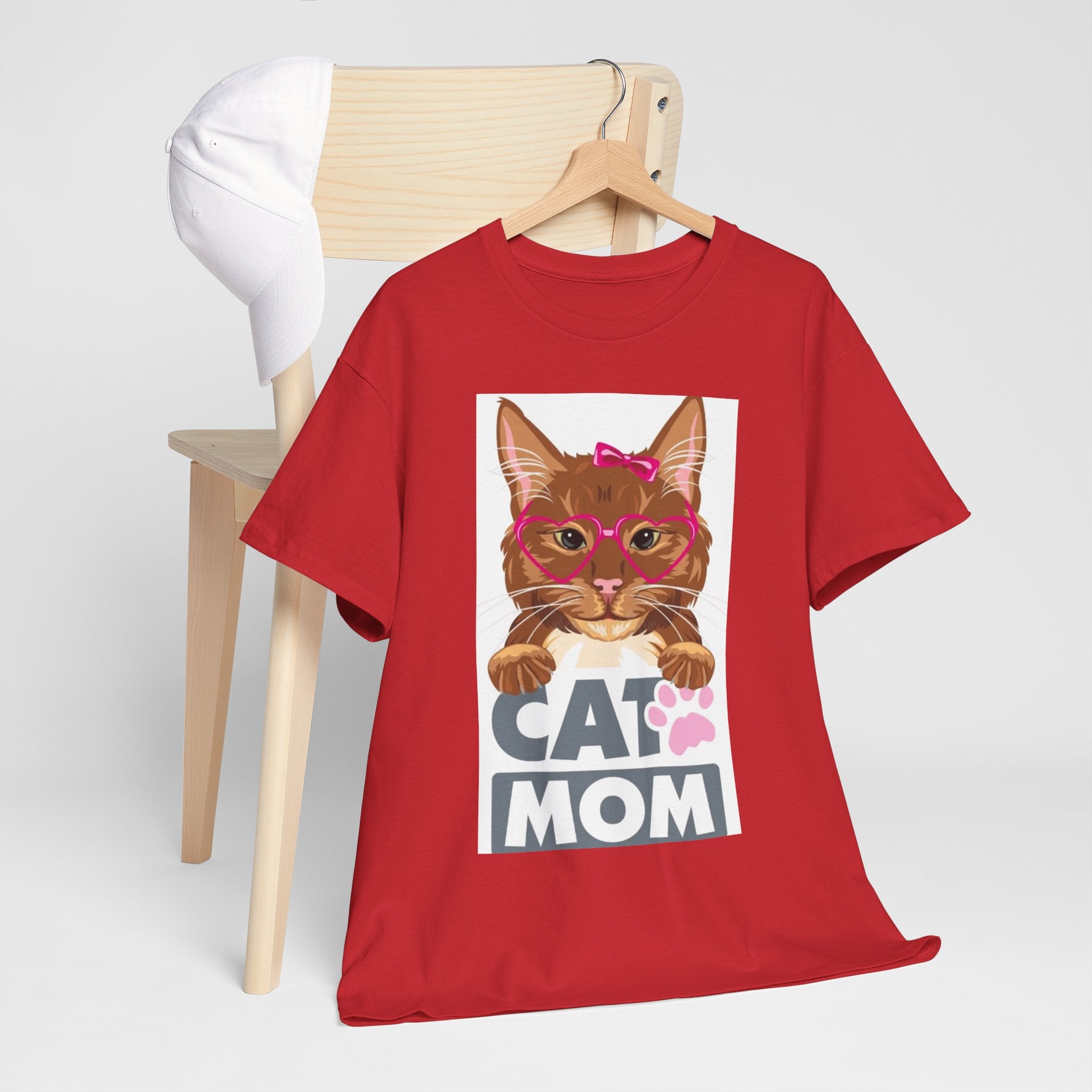Cat Mom T-Shirt — Cute Cat Face Graphic Tee with "CAT MOM" Paw Print