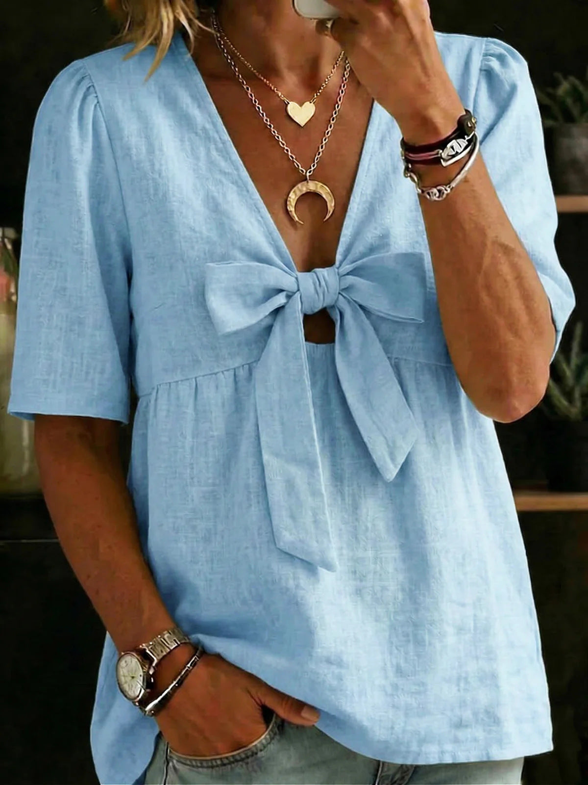 Women's Casual And Versatile V-Neck Top Shirt