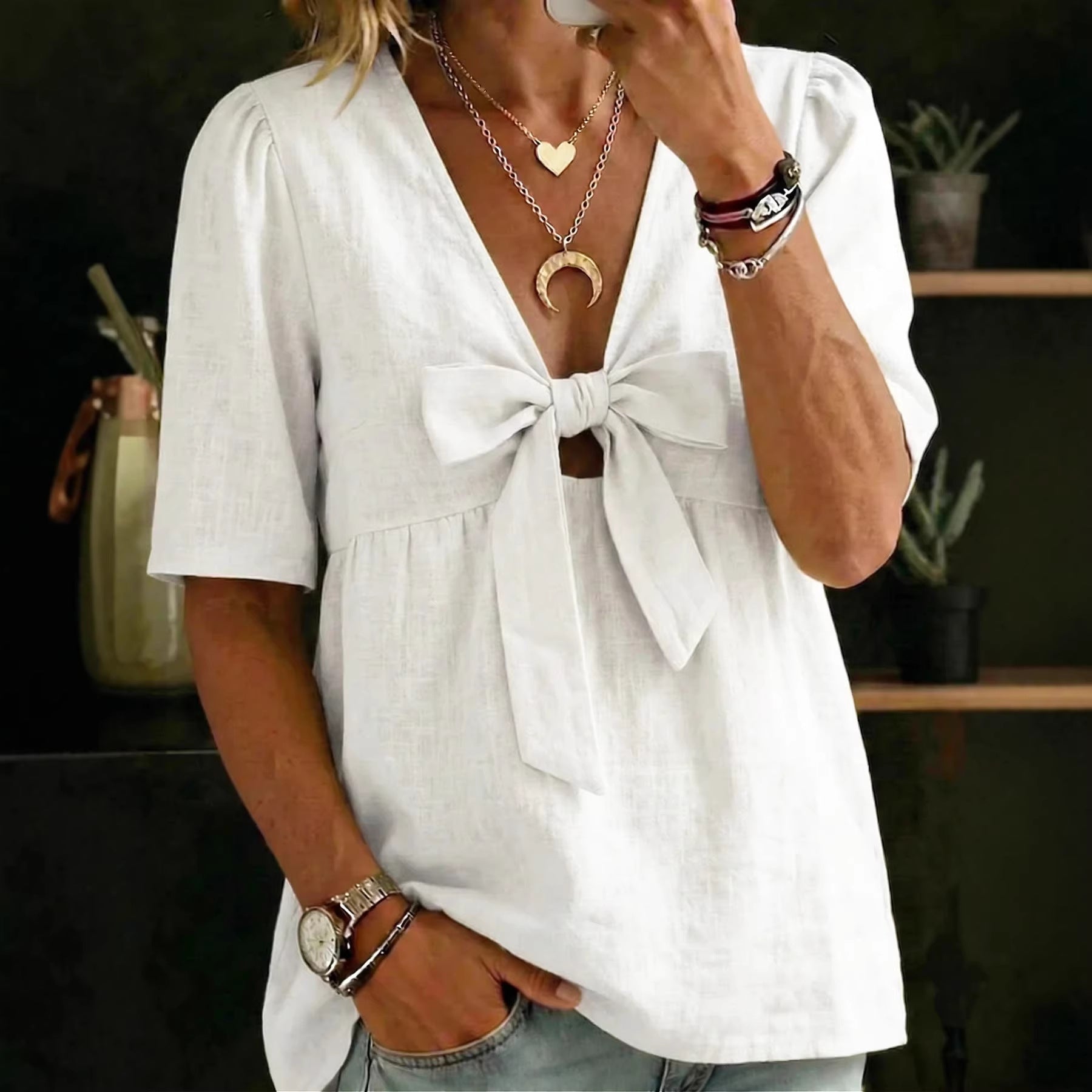 Women's Casual And Versatile V-Neck Top Shirt